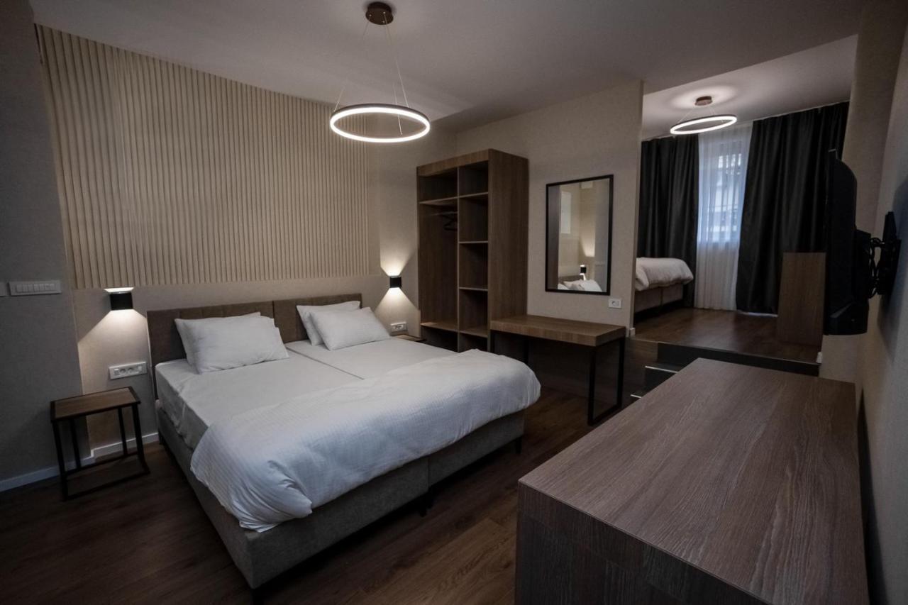 Griffon Bar Food Apartments Struga Eksteriør bilde