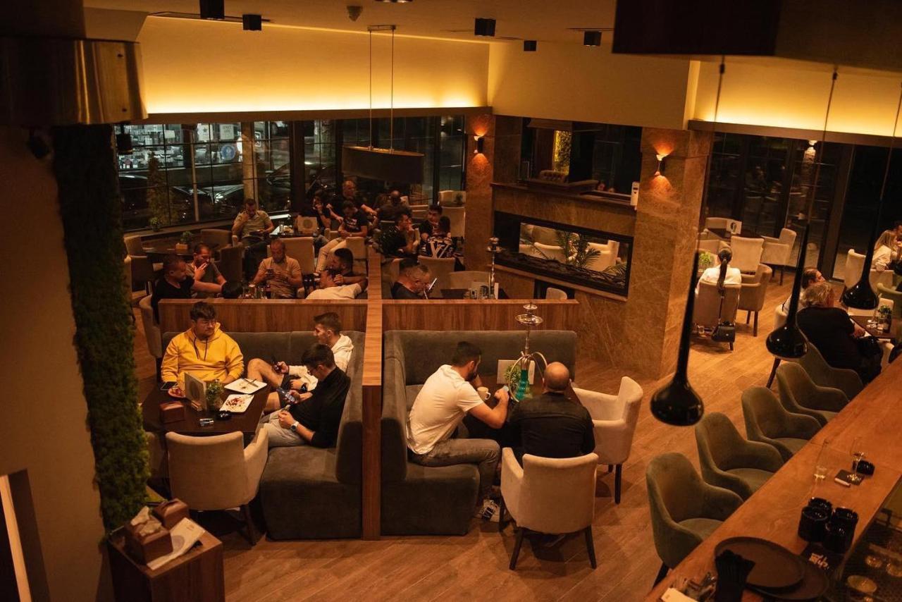Griffon Bar Food Apartments Struga Eksteriør bilde