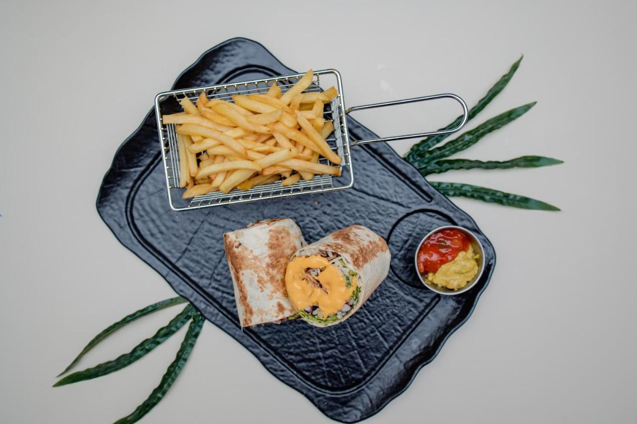 Griffon Bar Food Apartments Struga Eksteriør bilde